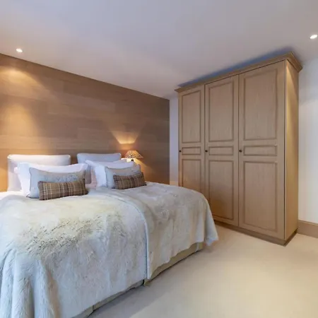 Apartman Chalet Kitzbuehel: Your Private Mountain Sanctuary Griesenau