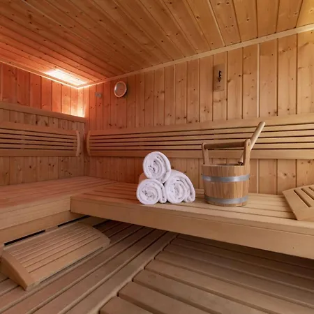 Chalet Kitzbuehel: Your Private Mountain Sanctuary * Griesenau