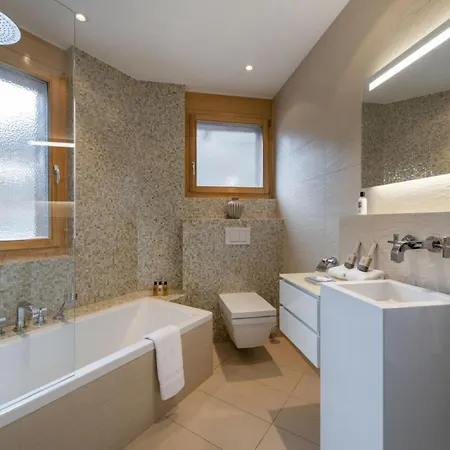 Chalet Kitzbuehel: Your Private Mountain Sanctuary Apartman